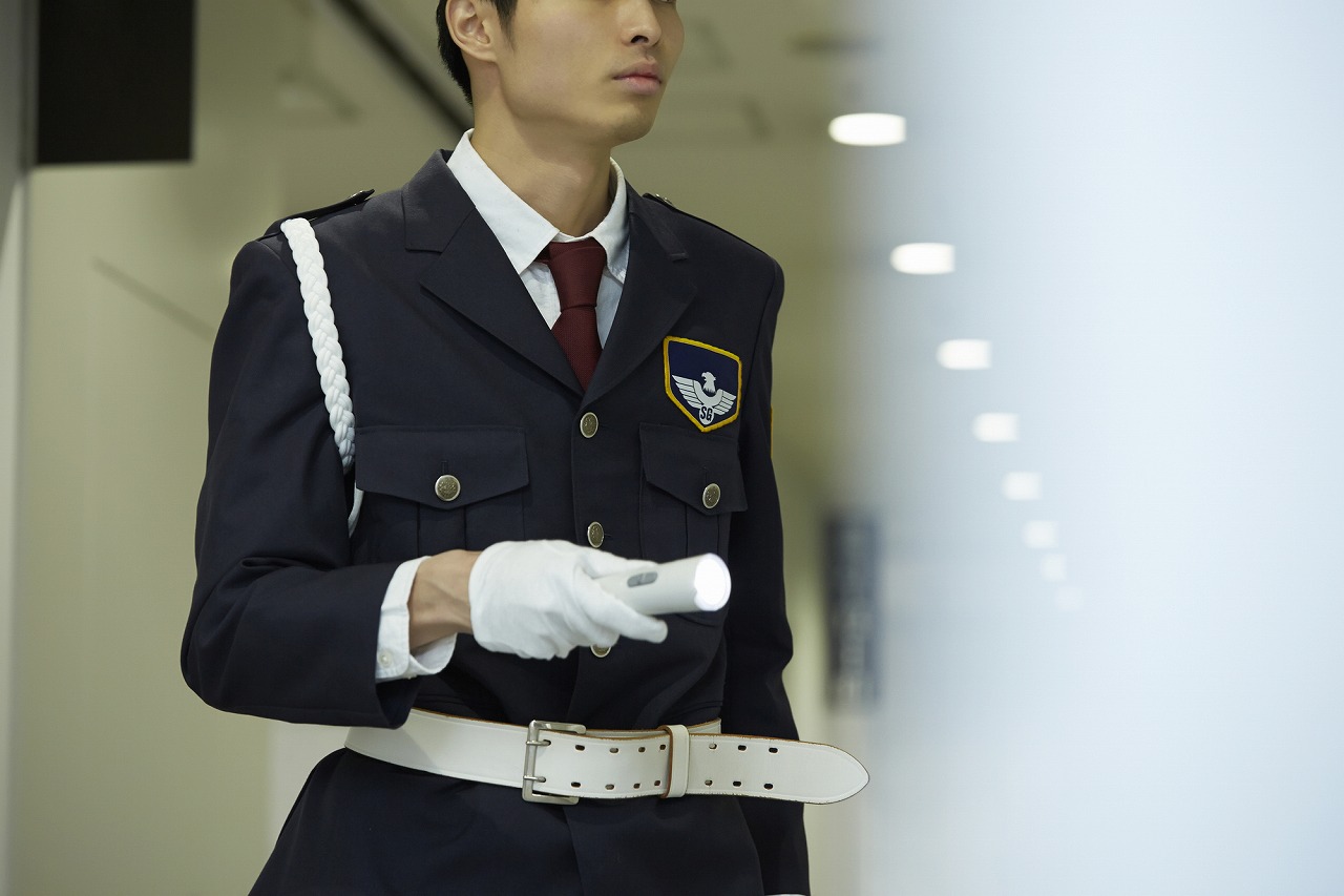 警備 (2)